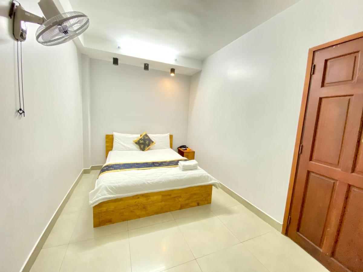 Thien Son Hotel Ho Chi Minh City Exterior photo
